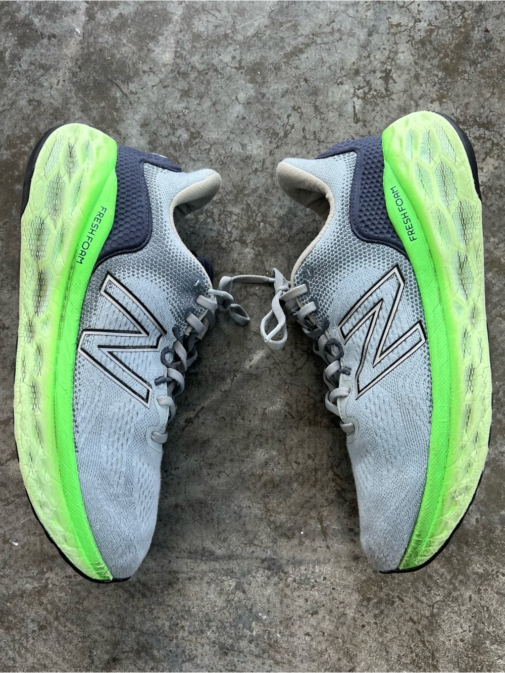 New Balance Fresh Foam More v4 Running Shoes Gray Green Men’s Size 11 - Picture 12 of 12